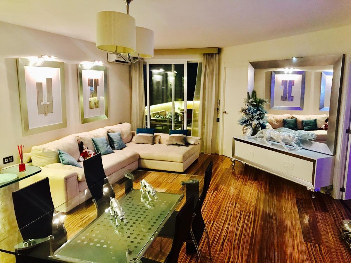 Luxury Apartament In Marina بينالماذينا المظهر الخارجي الصورة