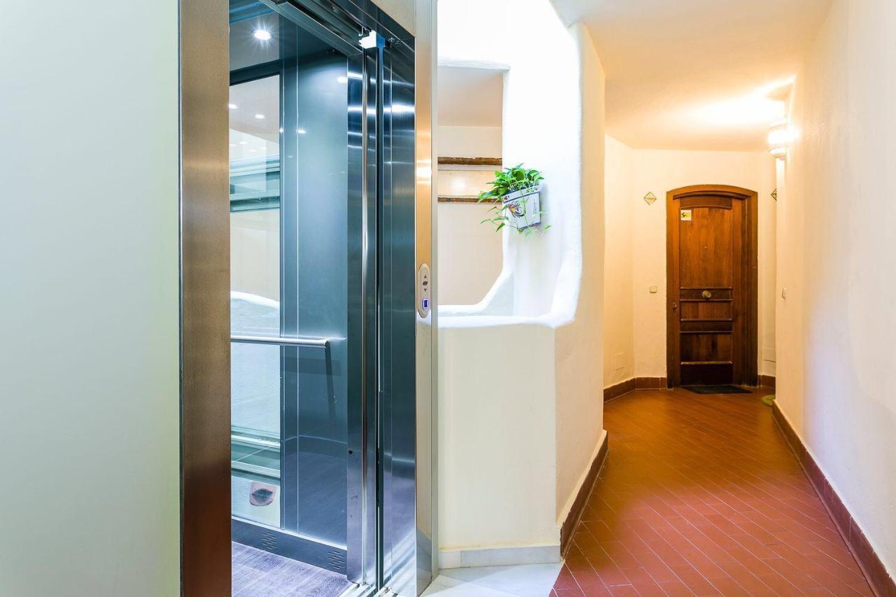 Luxury Apartament In Marina بينالماذينا المظهر الخارجي الصورة